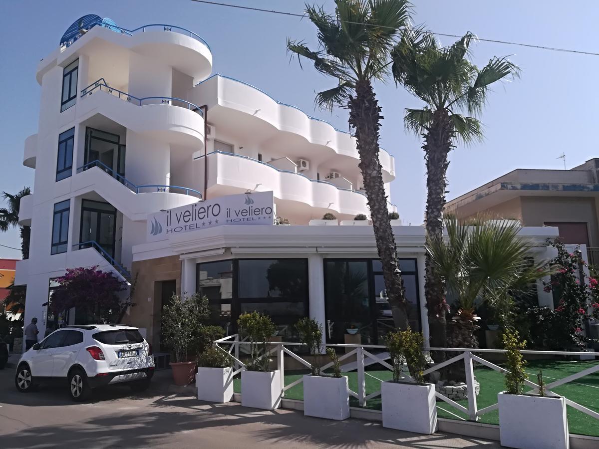 Hotel Il Veliero Торре-Сан-Джованни-Удженто Экстерьер фото